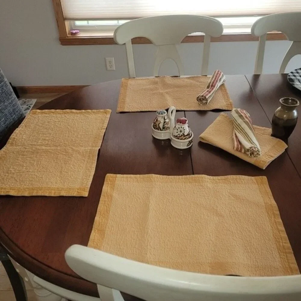 Napkins Placemats Set Fabric Pier One Salt Pepper and holders kitchen cloth